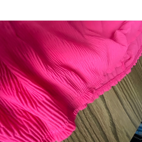 Lovers + Friends Hot Pink Crinkle Halter Cutout Ring Midi Dress Size S - Picture 6 of 11